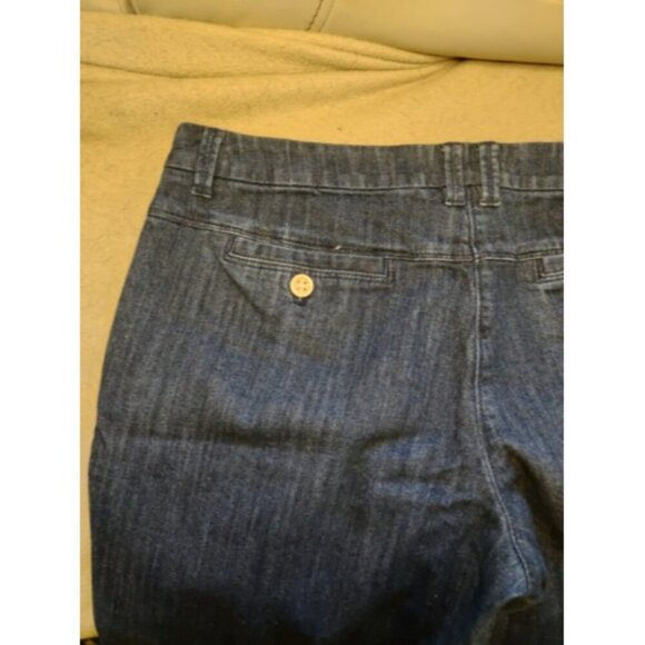 New York and Company women shorts Size 16 - Picture 5 of 5